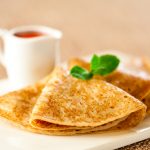 Блины детские на овсянке с яблоками