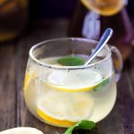 Холодный коктейль с медом и лимоном