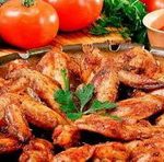 Острые куриные крылышки в медовом соусе