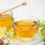 Лимонный чай с мёдом