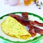 Омлет с сыром и медом