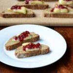 Фруктовый бутерброд с медом