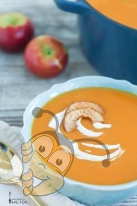 Тыква и яблоки с медом